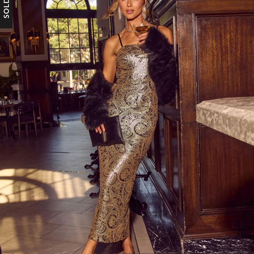 VICI Gilded Hour Paisley Print Sequin Midi Dress